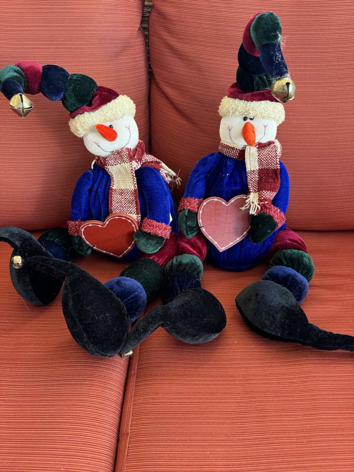 Set Of Two Sitting Snowmen 18” W/ Wooden Hearts