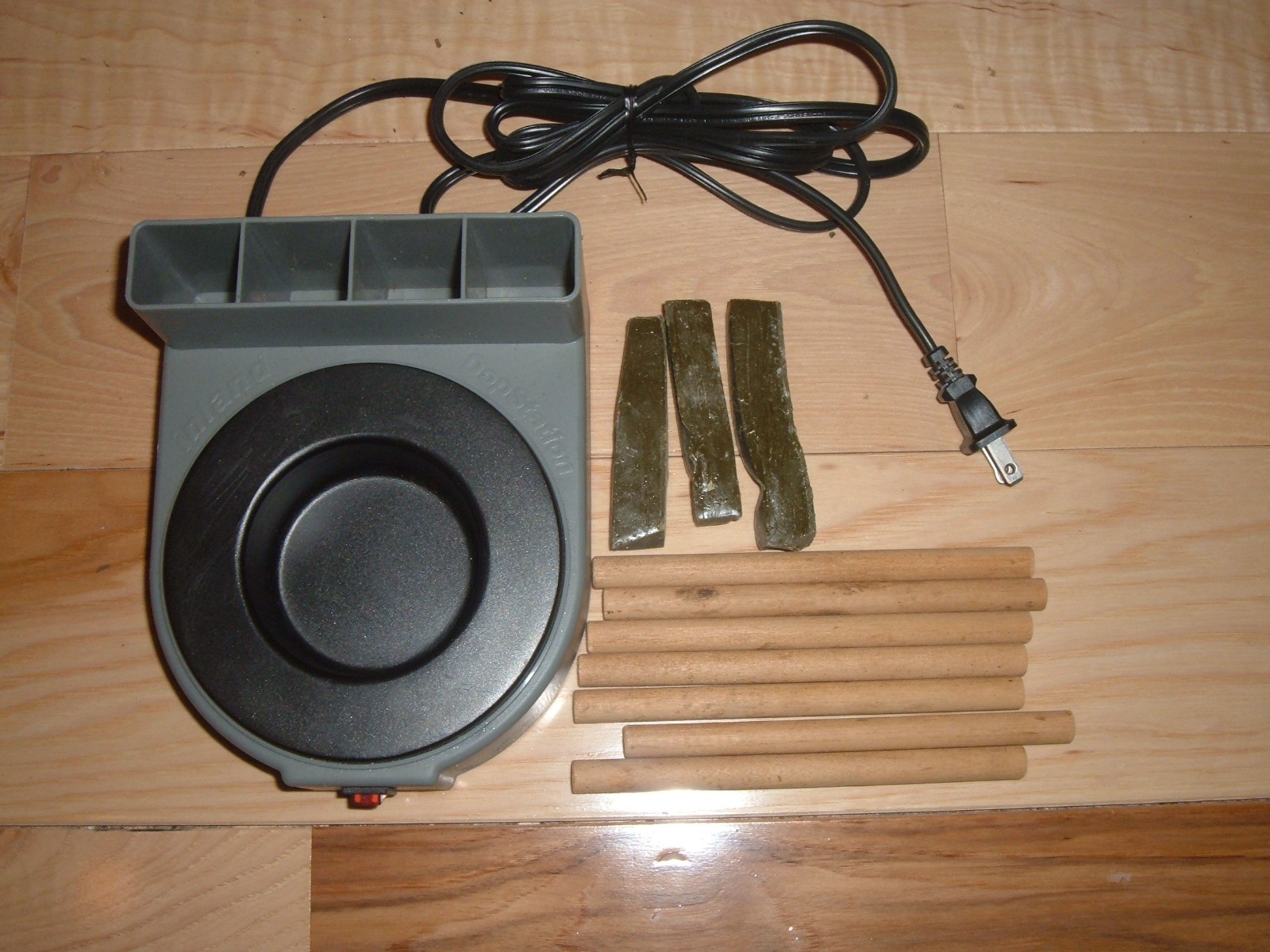 LORTONE LAPIDARY DOPSTATION-DOP WAX MELTING POT HEATER