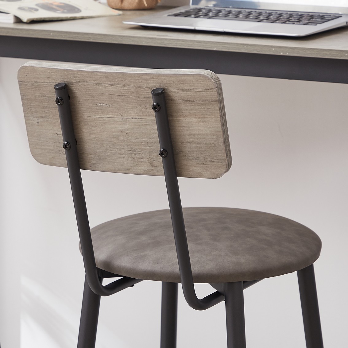 Bar Table Set with 4 Bar Stools PU Soft Seat with Backrest