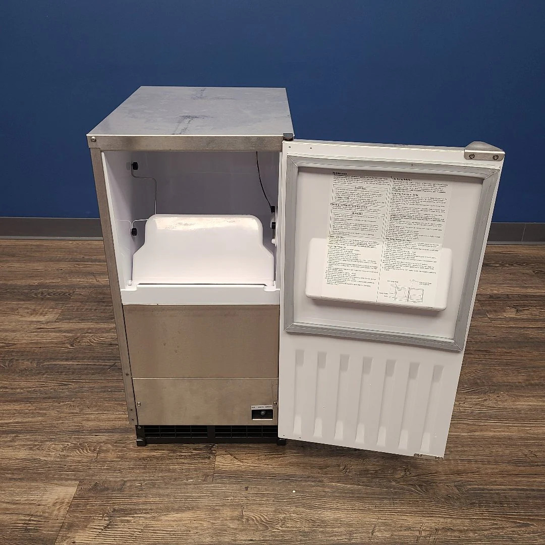 Hoshizaki C-80BAJ-AD Scratch & Dent 907E