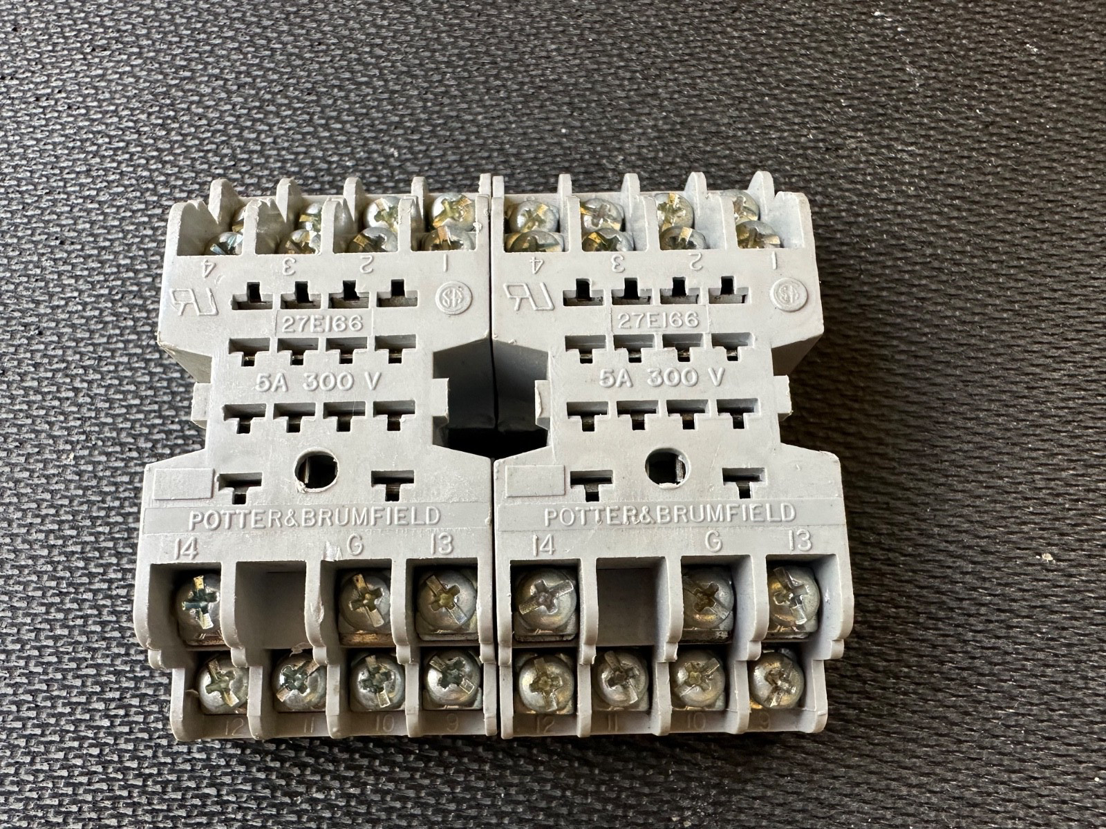 POTTER & BRUMFIELD Relay Socket,  27E166 - NEW OPEN BOX - LOT OFF 2 PCS