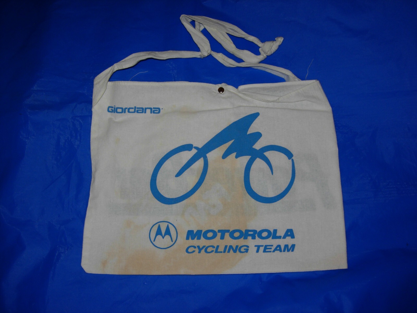 Professional Cycling Motorola Cycling Team Musette Feed Bag from Race Feedzone