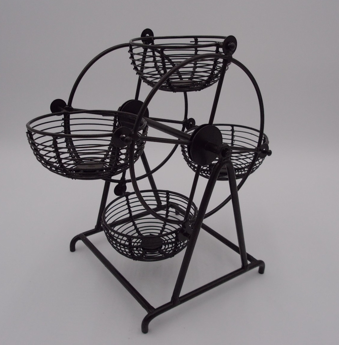 Wire Basket Carousel
