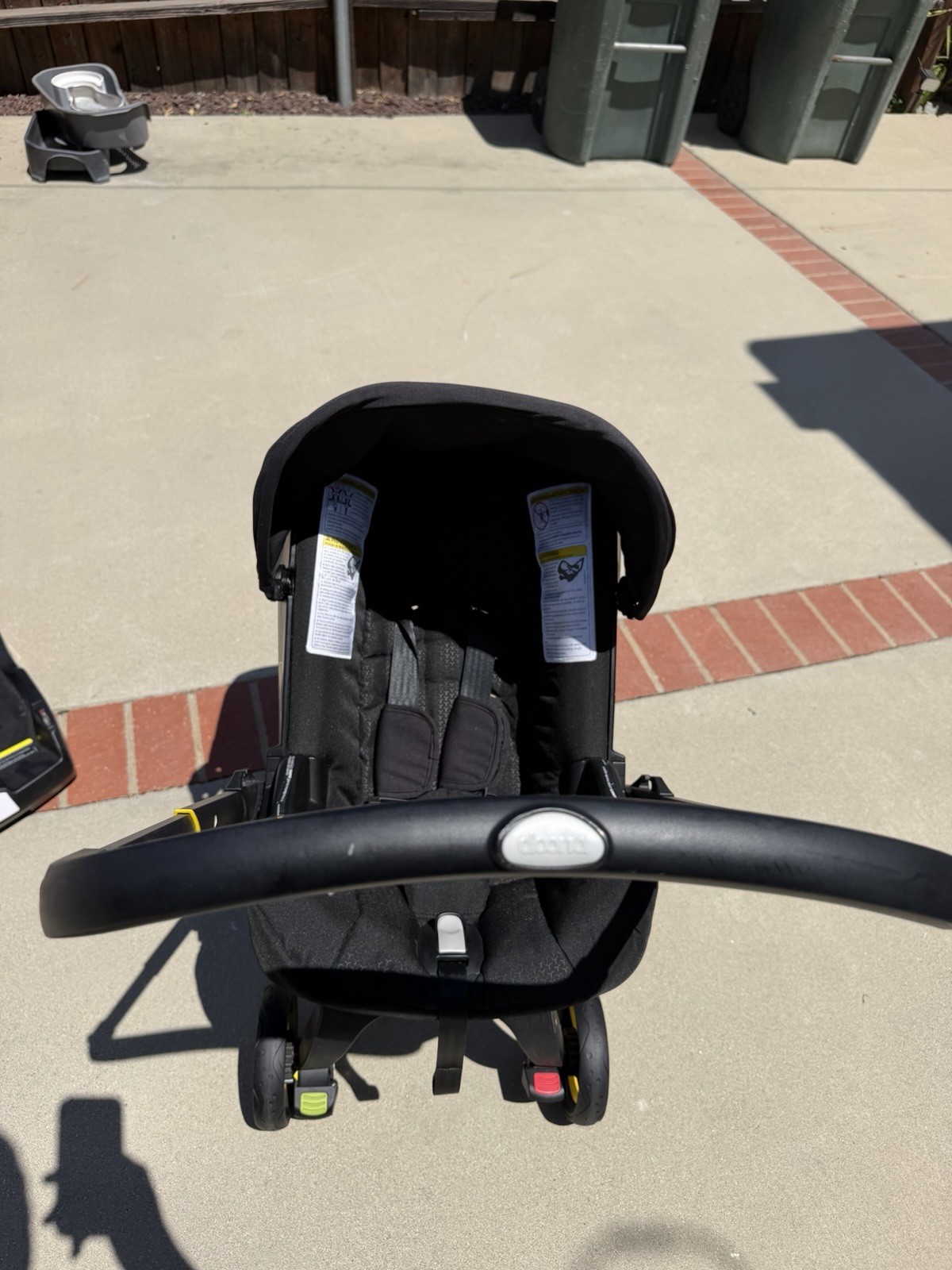 Doona Infant Stroller Nitro Black Excellent Condition W/ Base