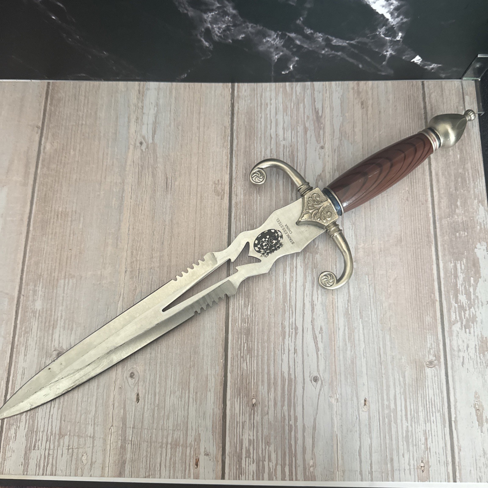 Stainless Steel Dagger Brown & Silver
