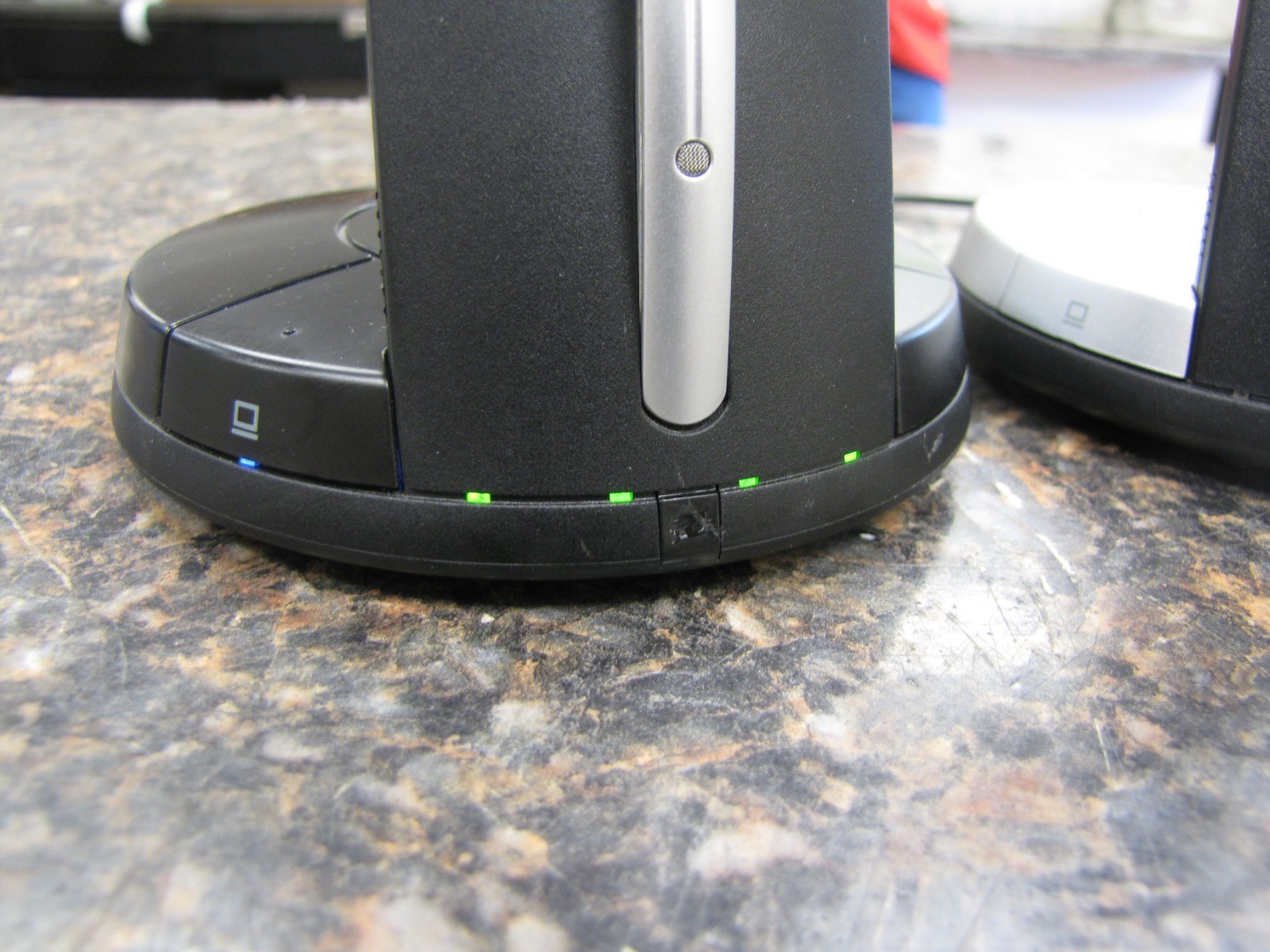 Jabra GN9330e Cordless Headset & GN9330 & GN Netcom Gn9350 Headset Base