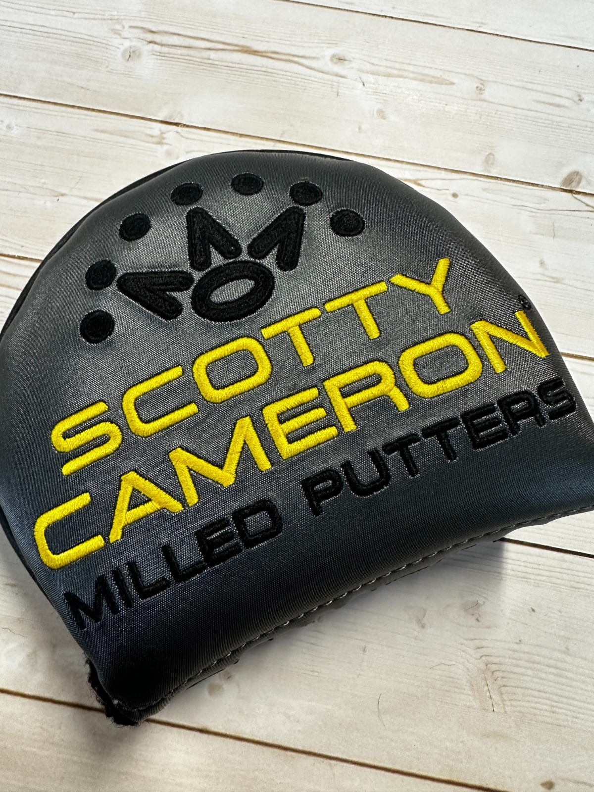 *NEW* Scotty Cameron Phantom Mid Round Mallet Headcover