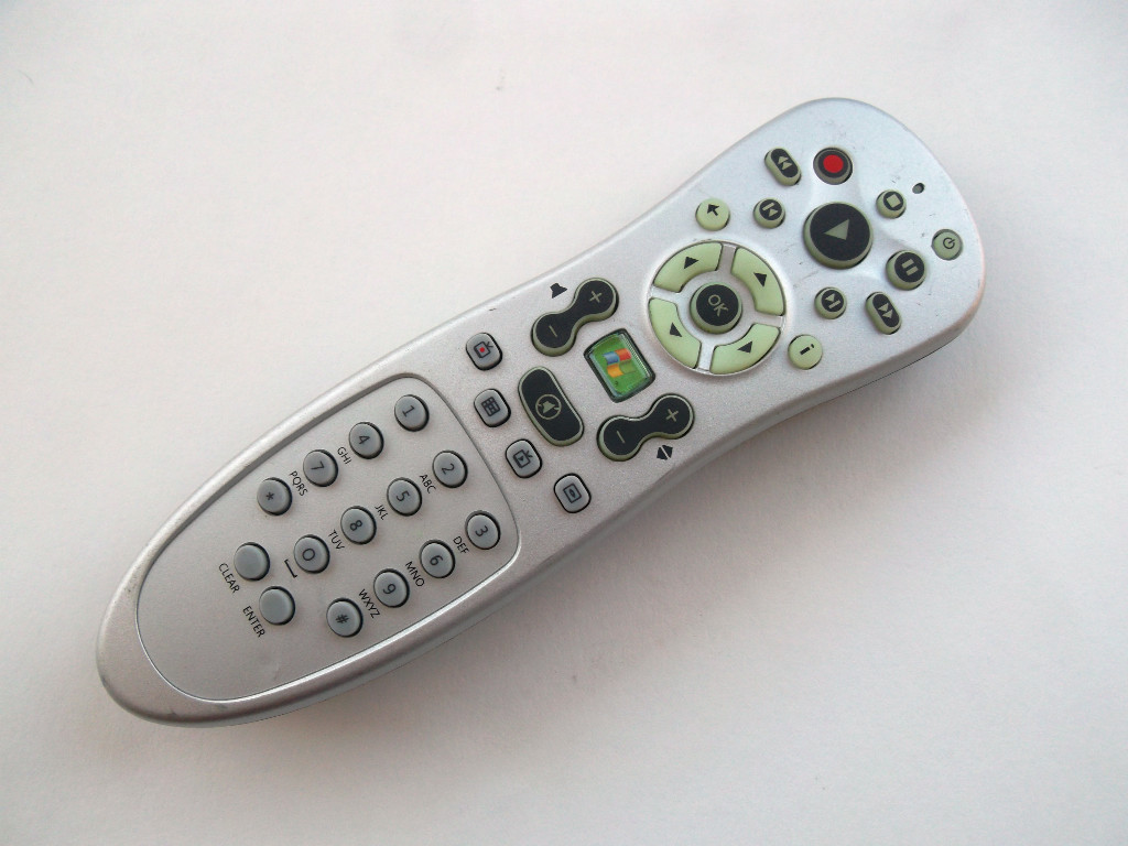Dell Gateway RC6 Microsoft Windows Media Center iR Remote RC1534034/00 HK04 2623