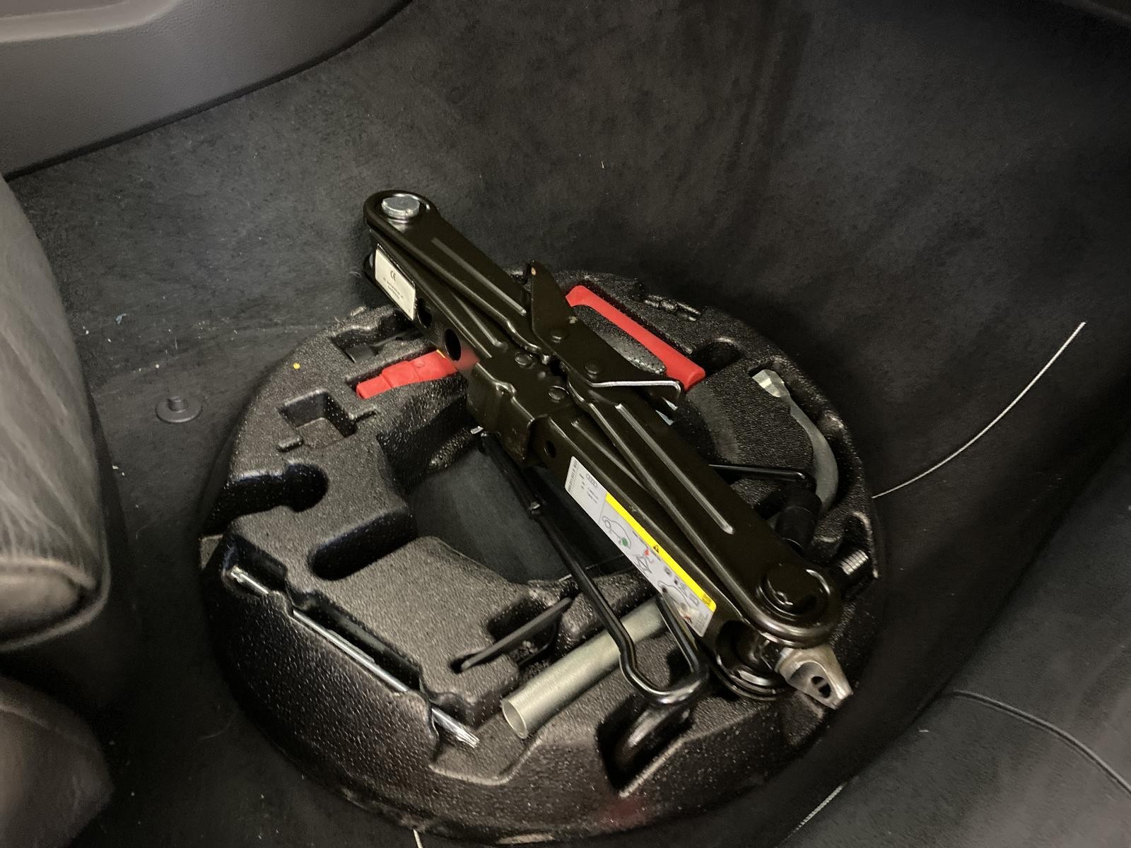 Used Floor Jack fits: 2018 Audi A5  Grade A