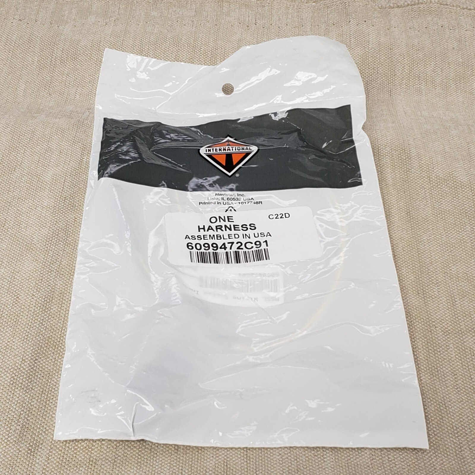 INTERNATIONAL NAVISTAR 6099472C91 OEM STEERING WHEEL HARNESS 18IN, 18"