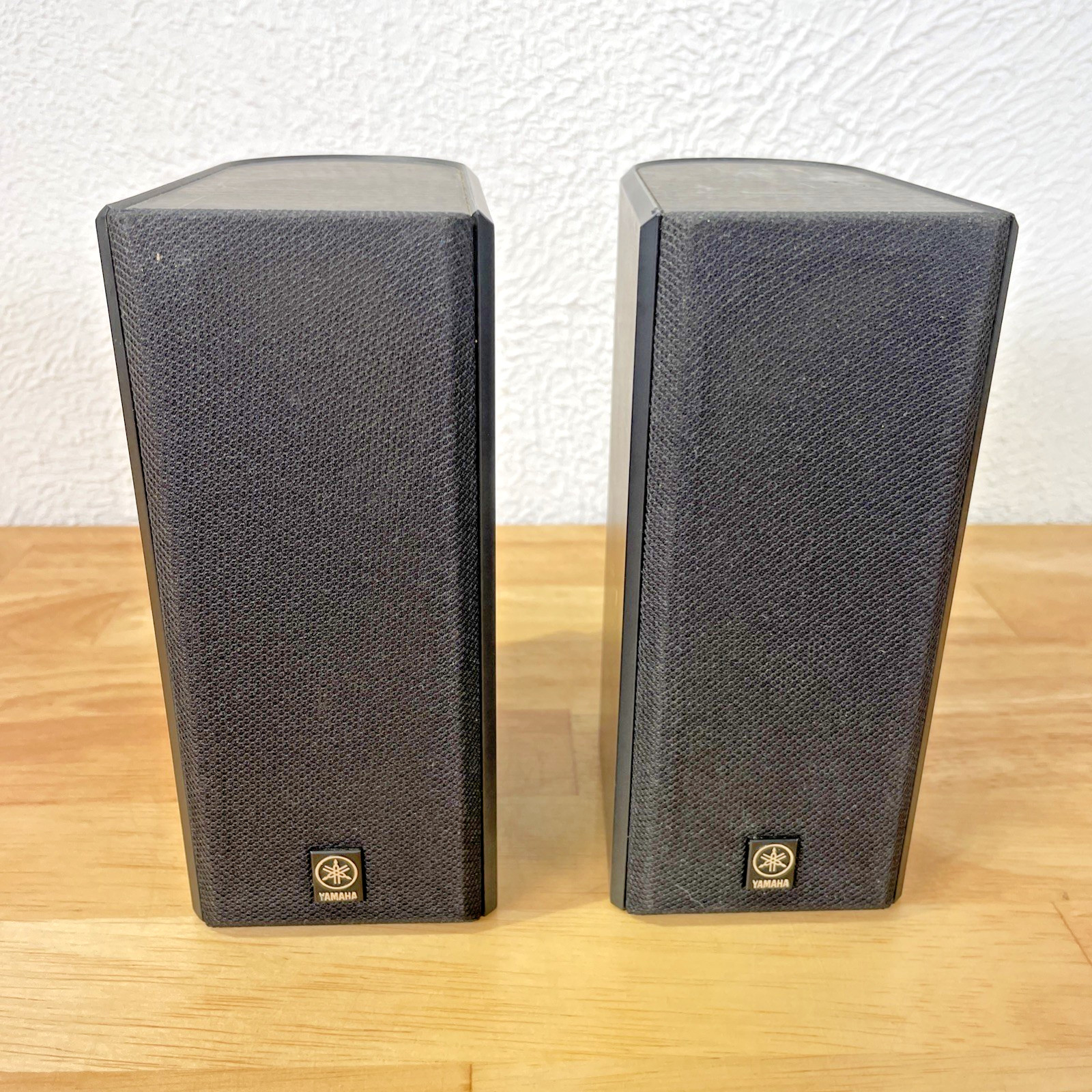 Lot Of 2 - Yamaha 2-Way Surround Speakers NX-230P - Tested & Works