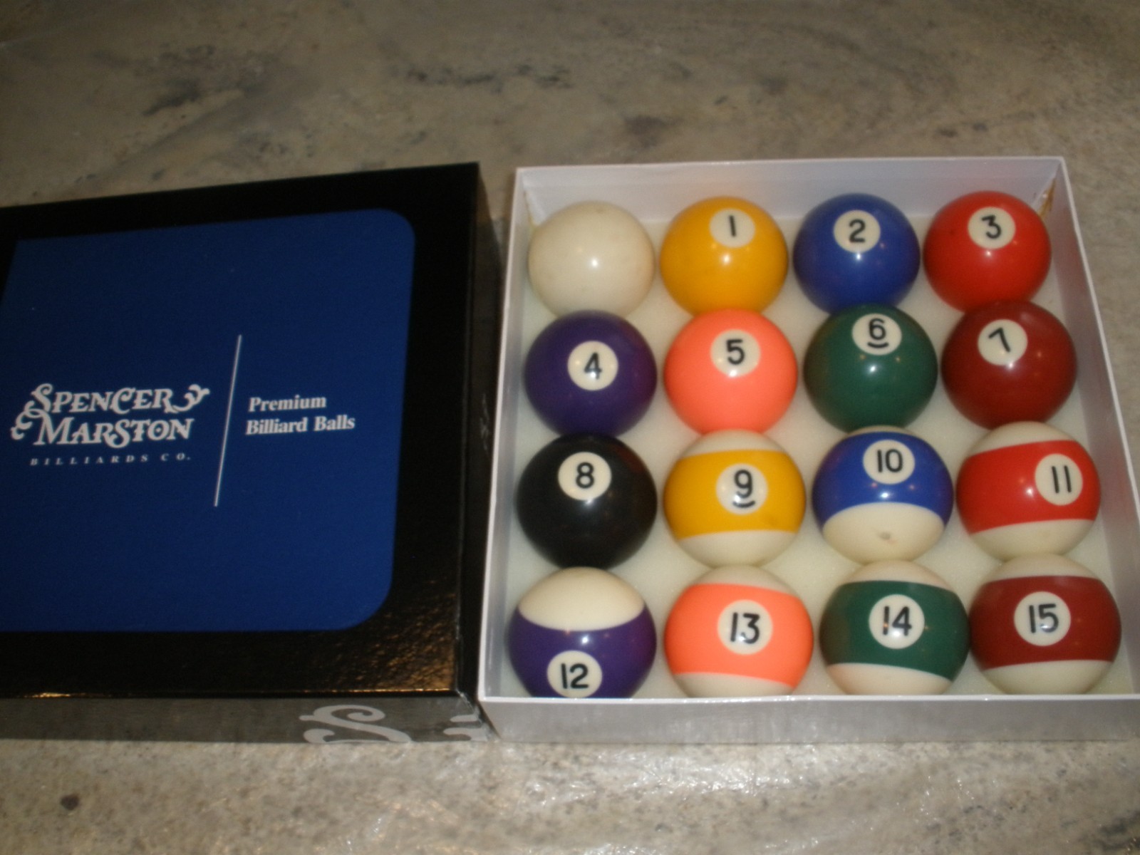 SPENCER &MARSTON PREMIUM BILLIARD BALLS COMPLETE SET IN BOX