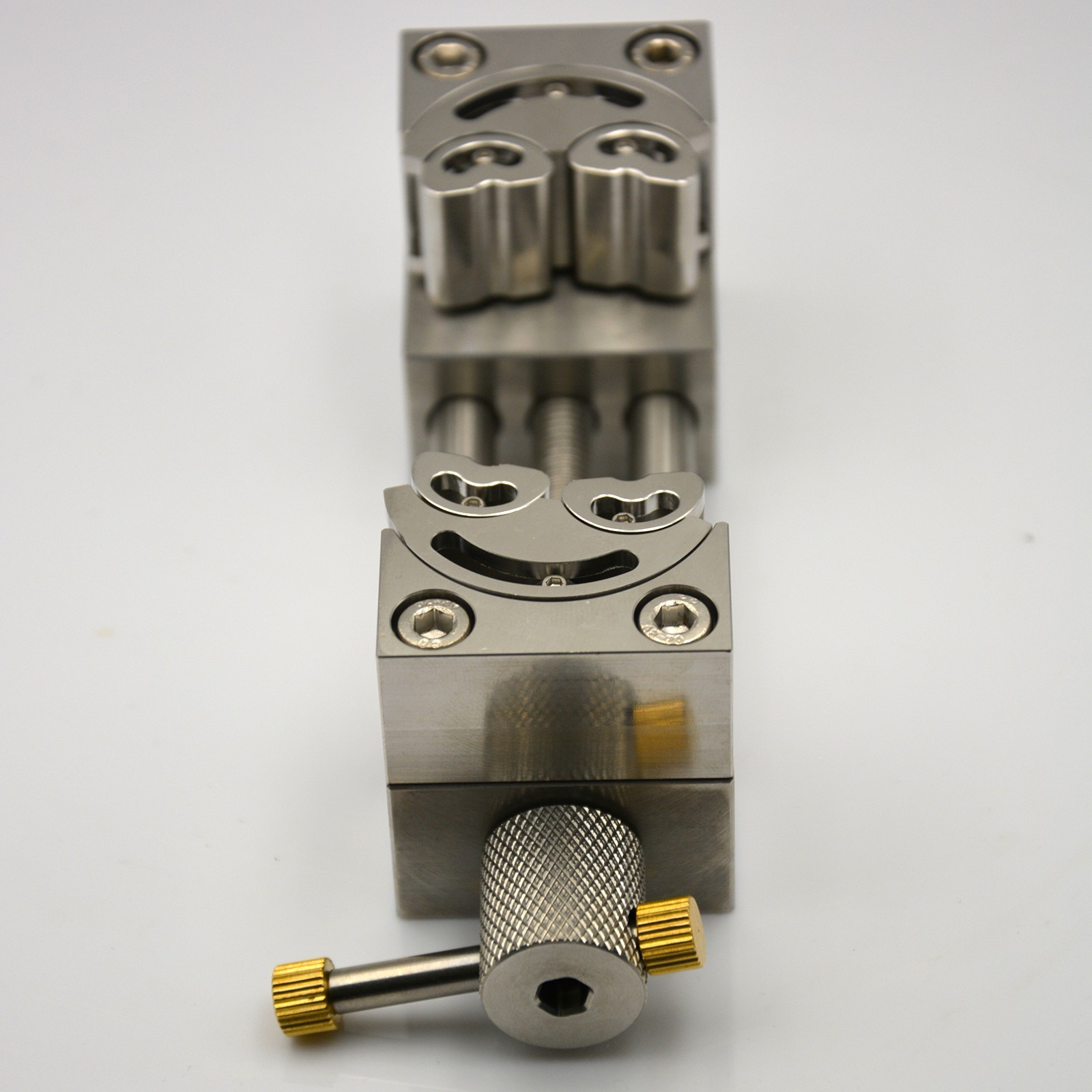 High Precision Stainless Steel Mini Vise – Watchmaker Grade for Engine Models