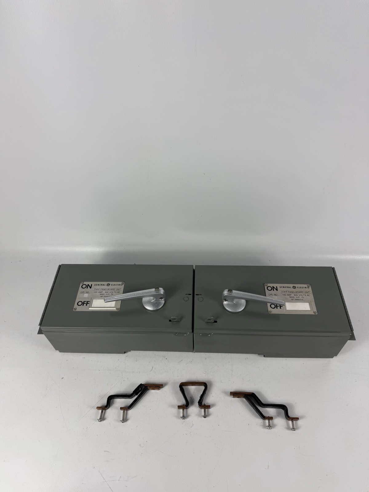 GE TWIN THFP / QMR THFP363, QMR363 3 Pole 100 Amp 600V Fusible Panelboard Switch