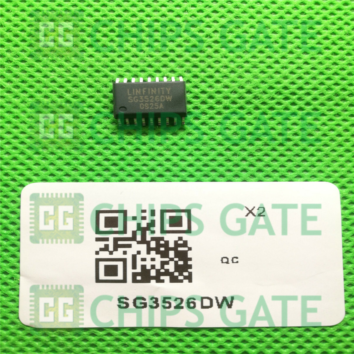 3PCS SG3526DW IC REG CTRLR BUCK PWM VM 18-SOIC Microsemi
