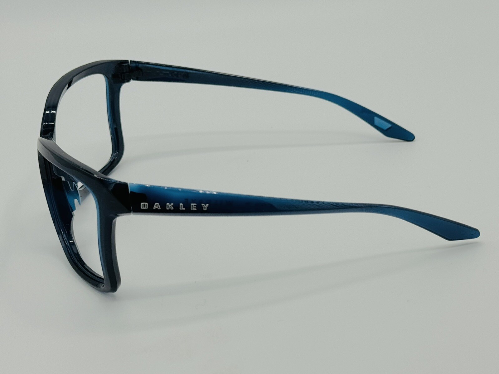 OAKLEY WOMENS WILDRYE SUNGLASSES TRANSLUCENT BLUE REPLACEMENT FRAME AUTHENTIC