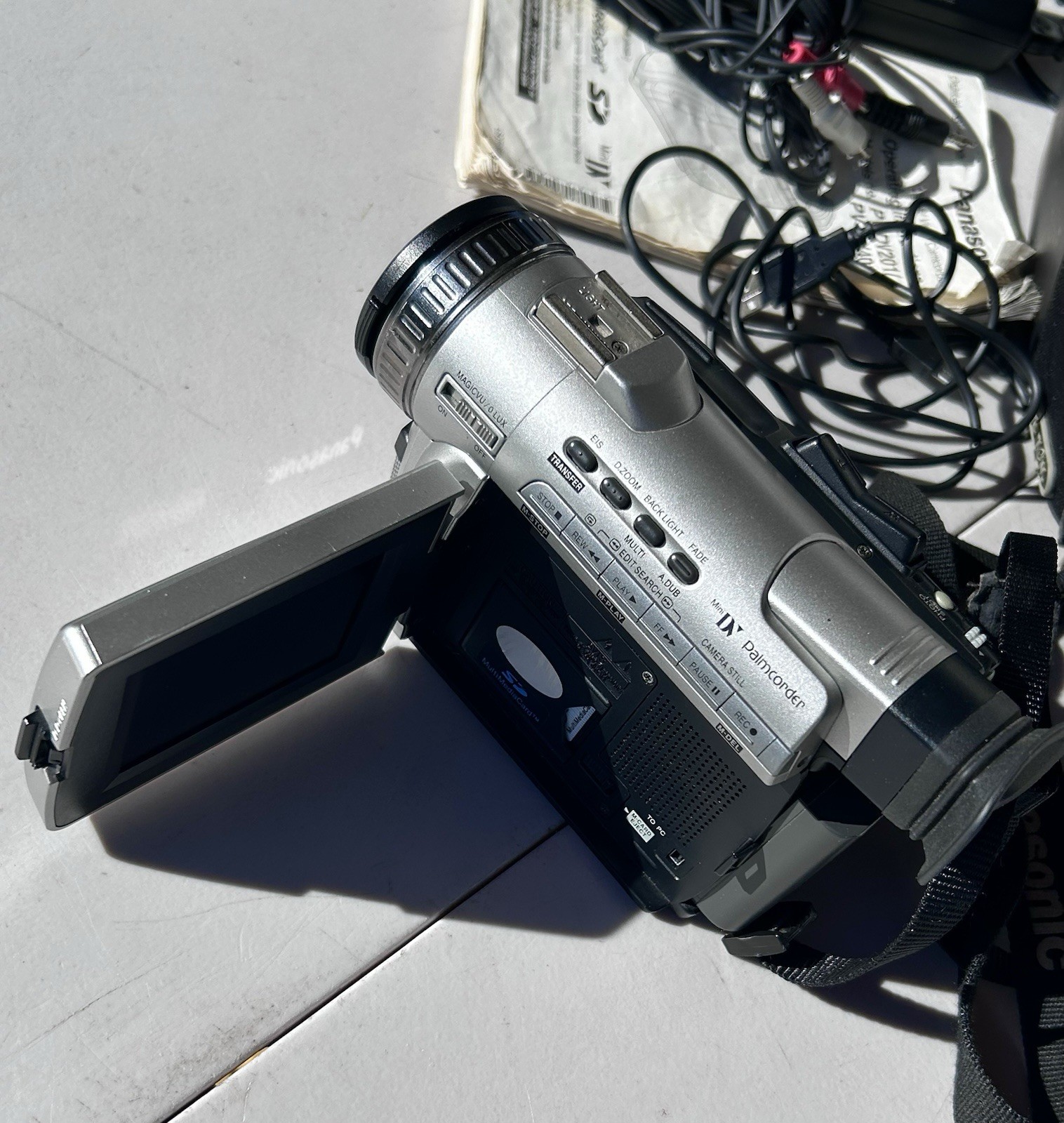 Panasonic PV-D401, Case, Charger, & Accessories -See Pictures & Read Description