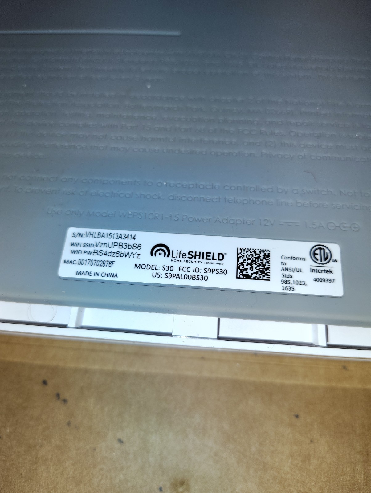 (J) LIFESHIELD by ADT SECURITY SYSTEM S30 W/ Power Supply