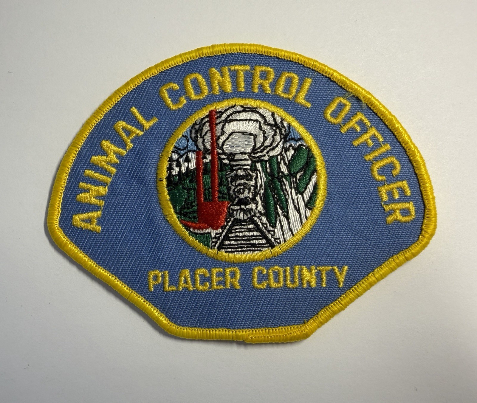 CALIFORNIA VINTAGE PLACER COUNTY ANIMAL CONTROL PATCH #D47