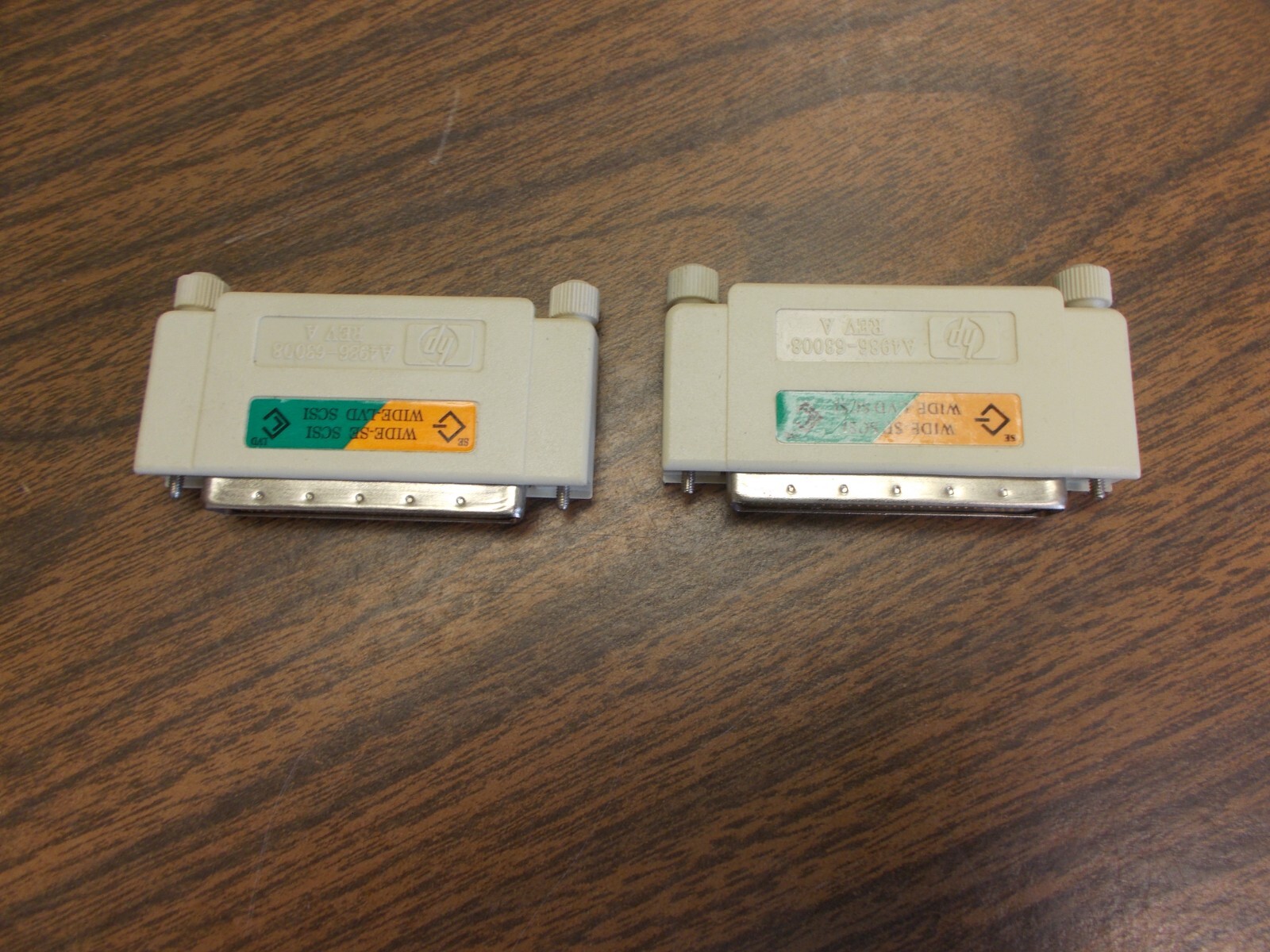 Lot of 2 HP A4986-63008 68pin Active Wide-SE/LVD SCSI Terminators