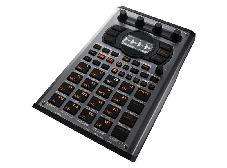 ROLAND SP-404MKII Linear Wave Sampler, Beatmaking Machine from Japan