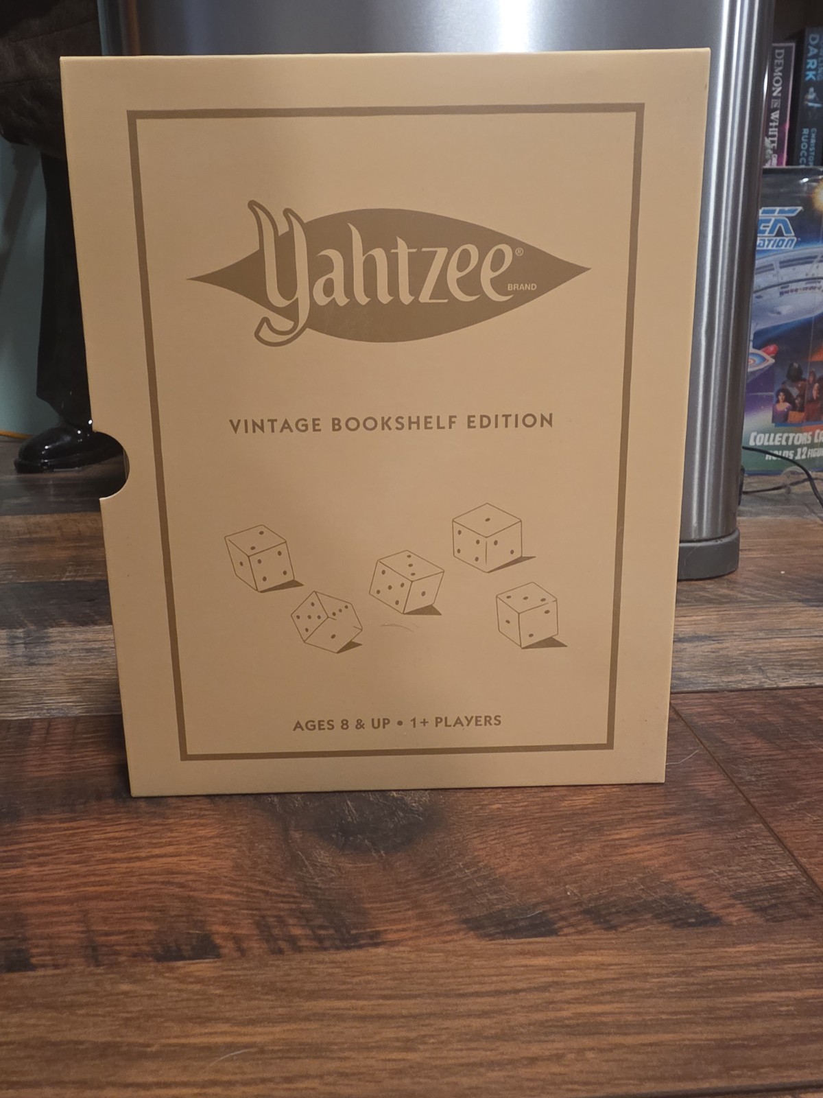 Yahtzee Vintage Bookshelf Edition Complete Bookshelf Dice WS Game Company