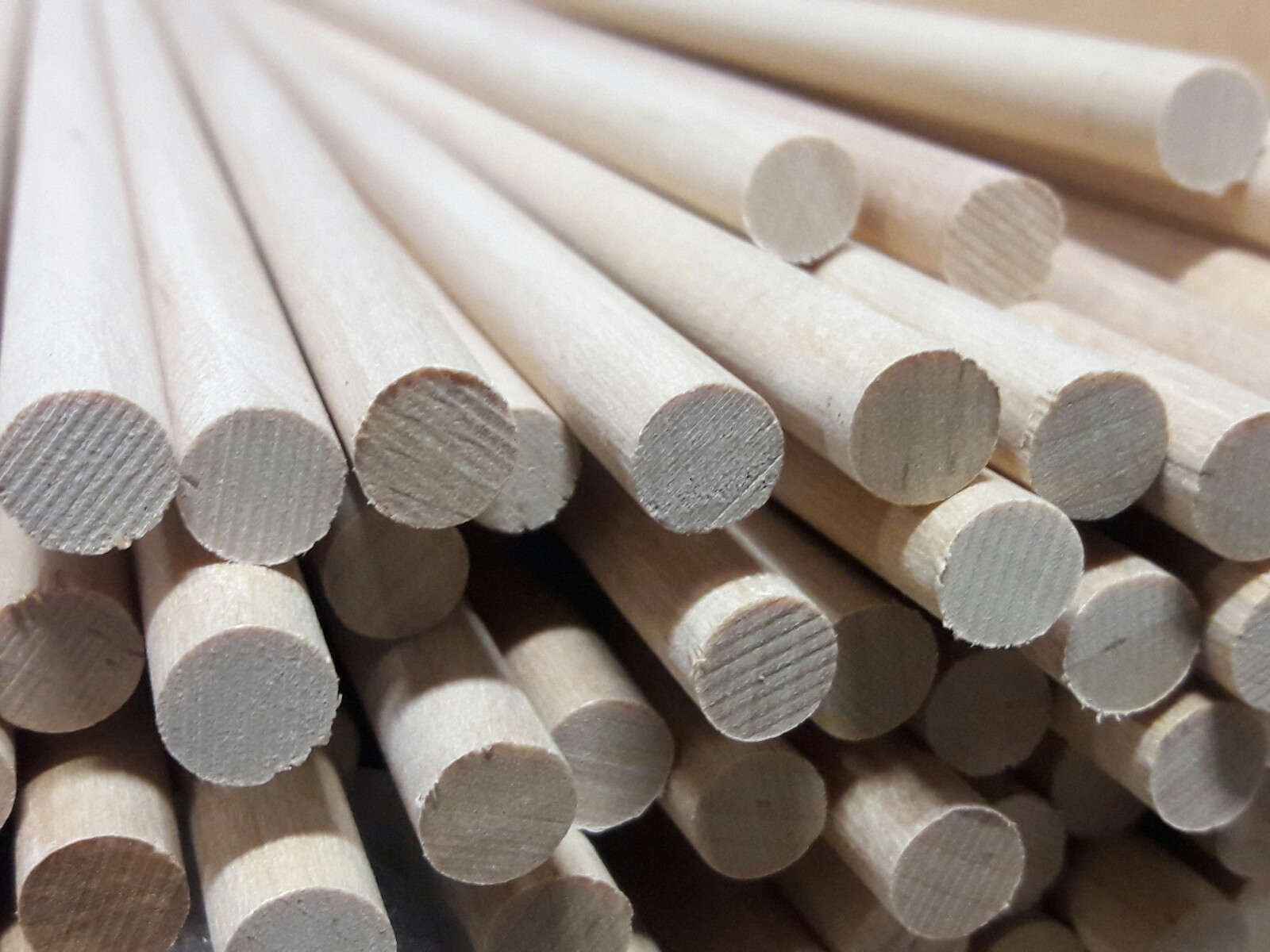 ( 100 Pc Box ) 5/16"  X 36" Wood Dowels  NN-D-570