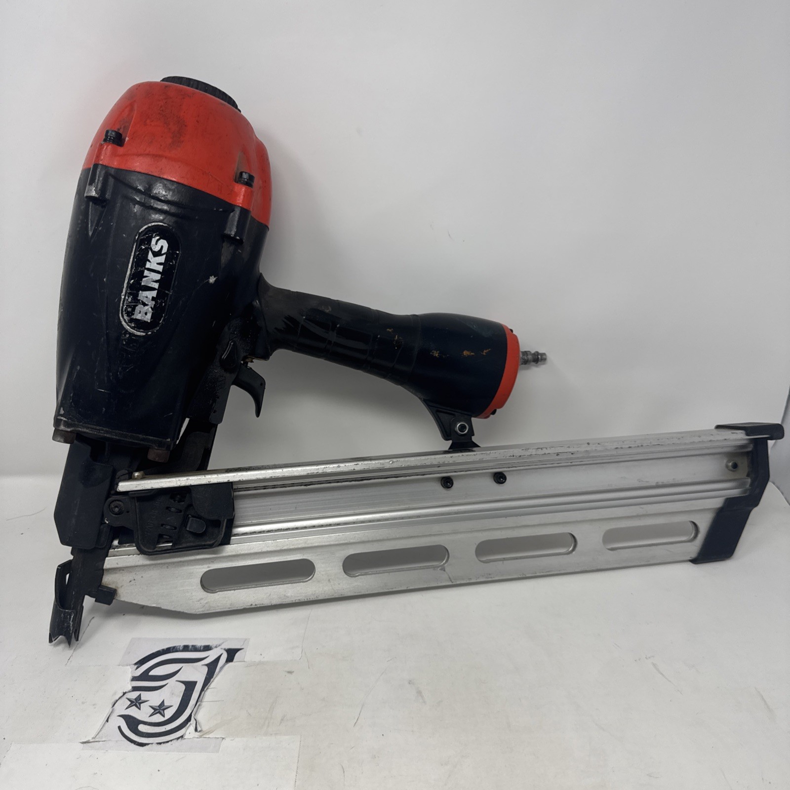 Banks 21 Round head Framing Nailer