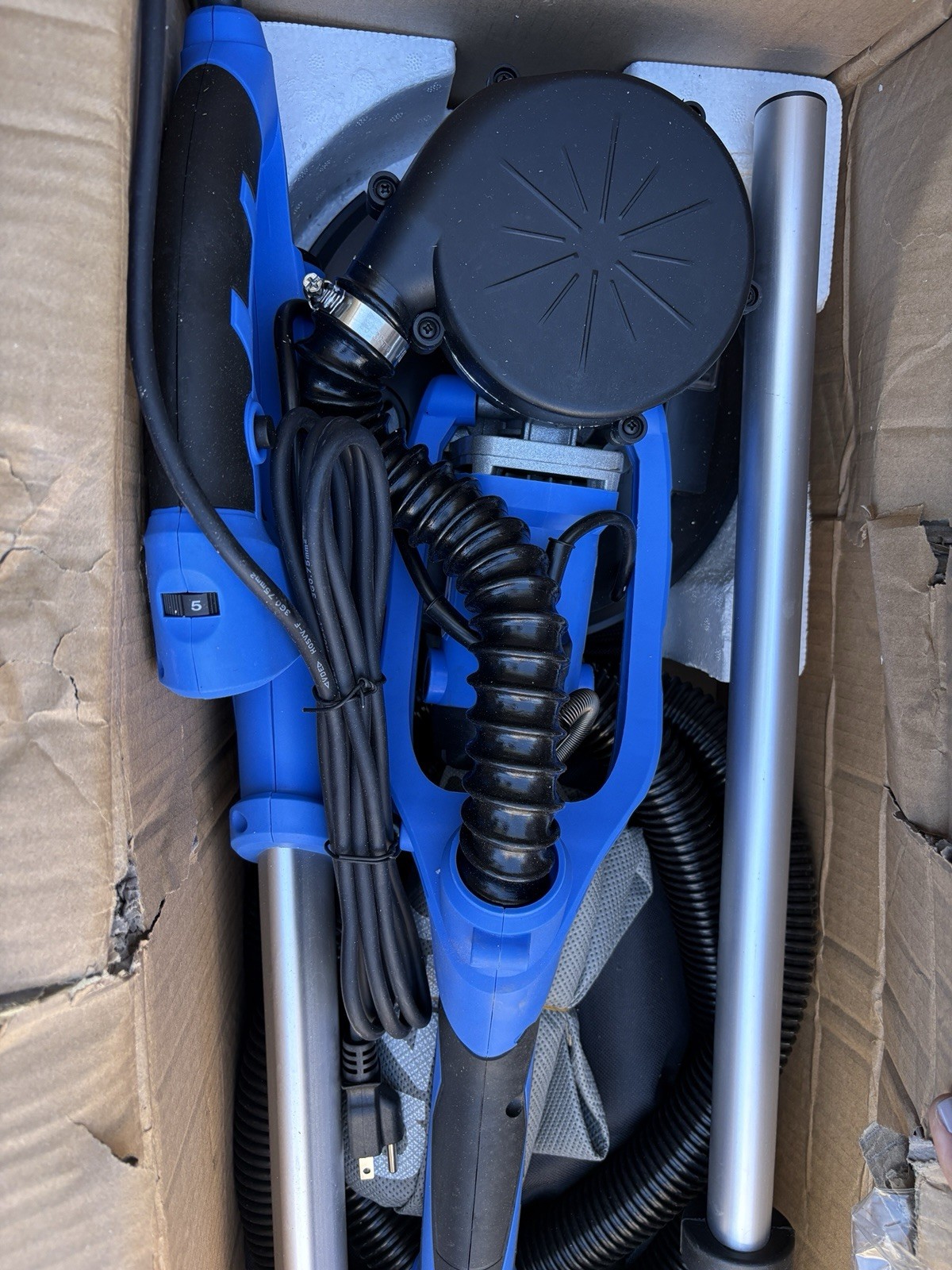 AZZUNO Drywall Sander with Vacuum Dust Collector