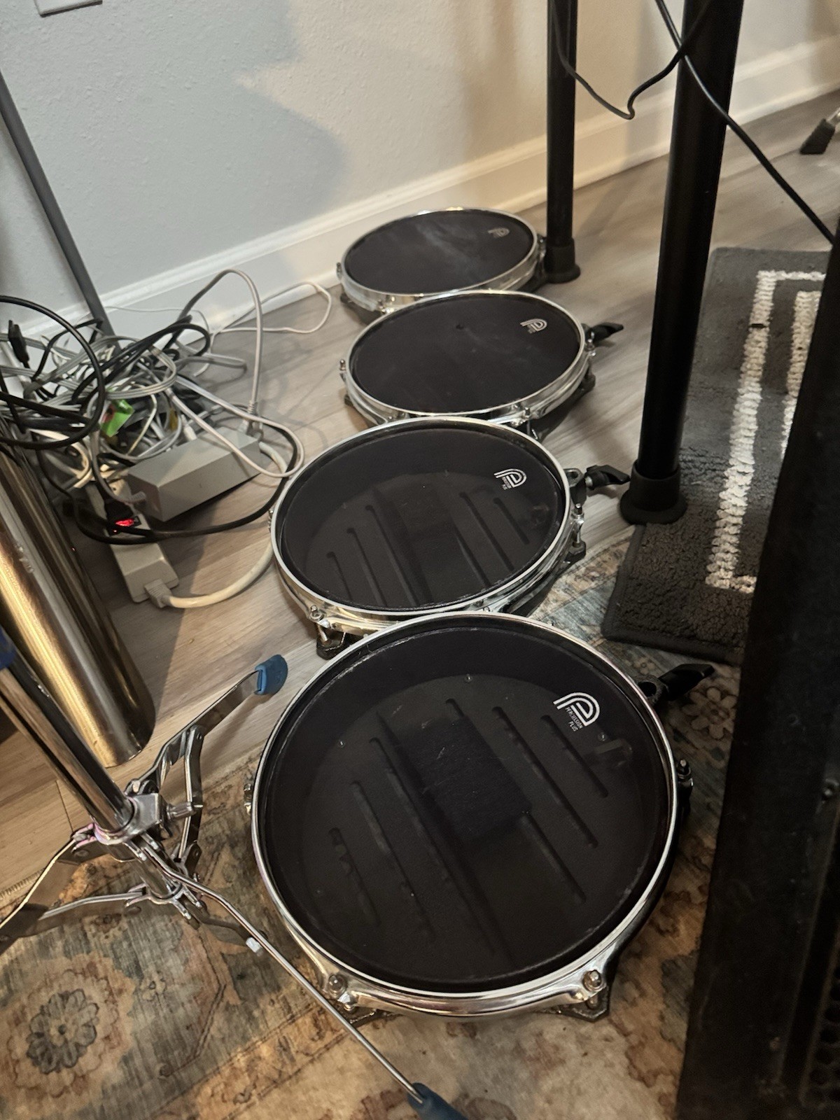 Kit has everything and $$ in extras, Alesis Nitro Digital Electronic Drum Kit