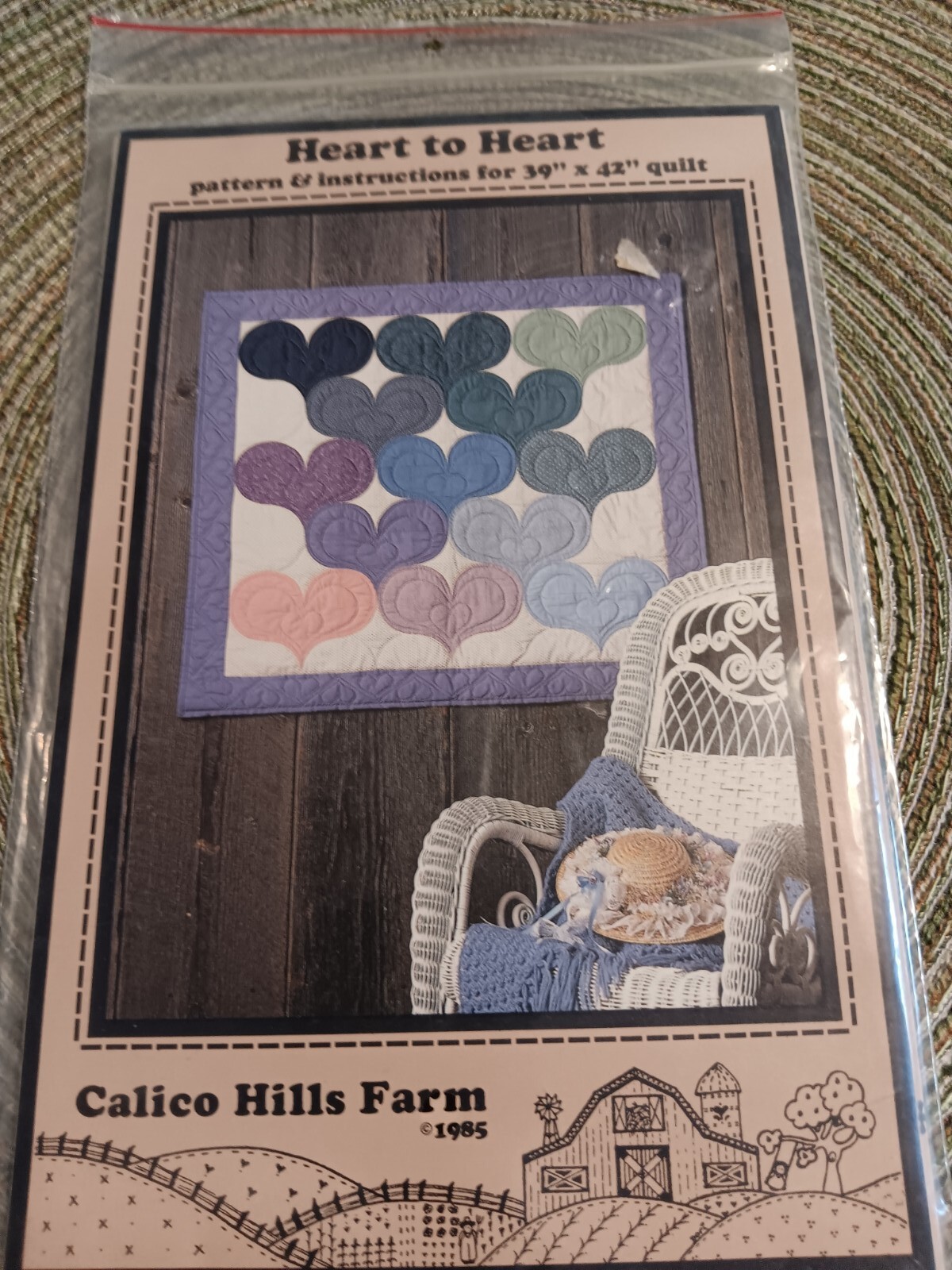 CALICO HILLS FARM HEART TO HEART 39" X 42" QUILT PATTERN ONLY USA 1985