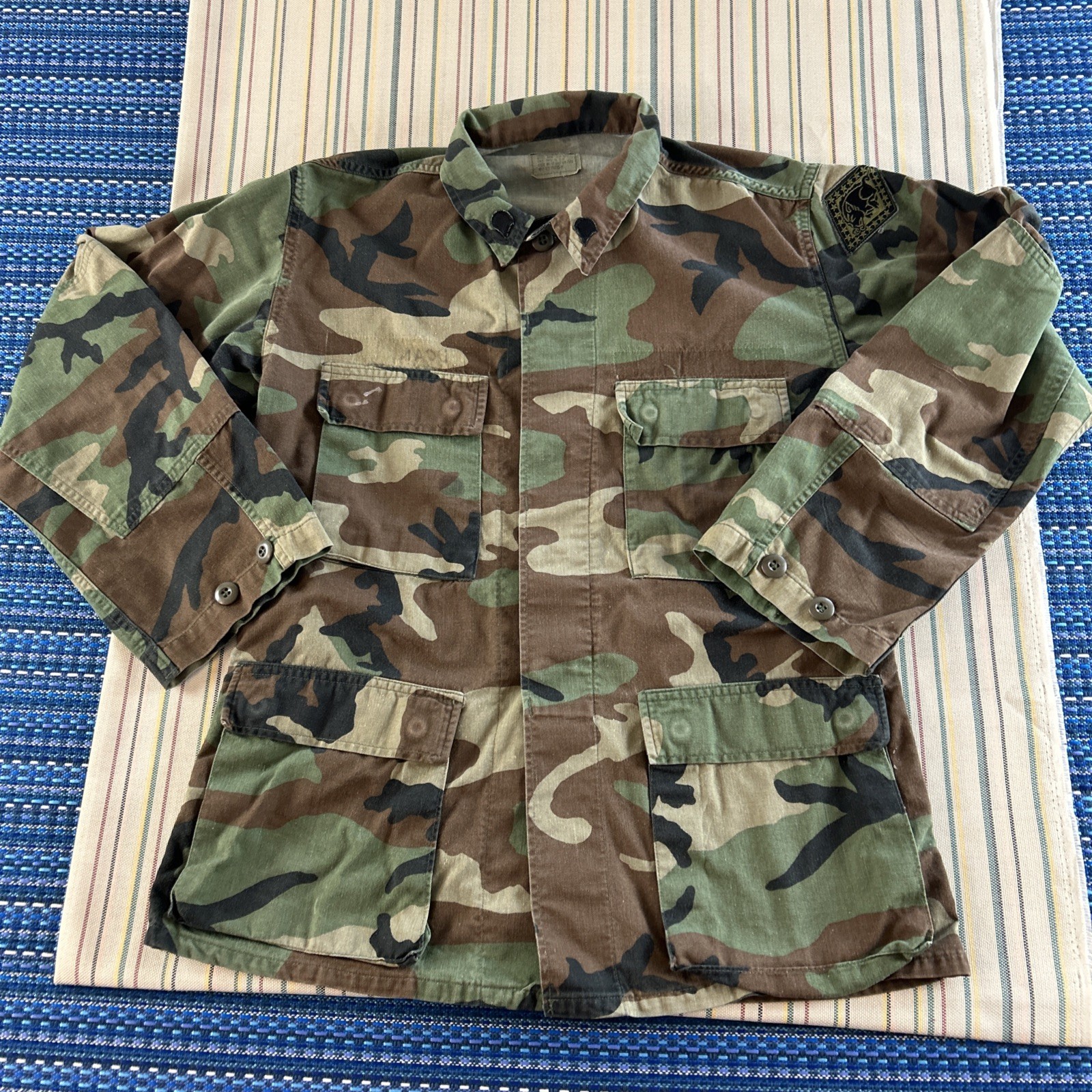 US Military Woodland Camo Shirt Mens Small Regular Coat Combat Adult #8467