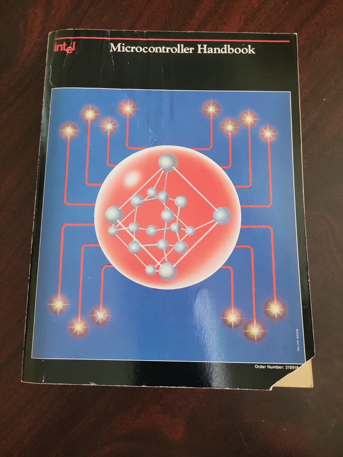 Vintage Computer Manual Intel Microcontroller Handbook 1985