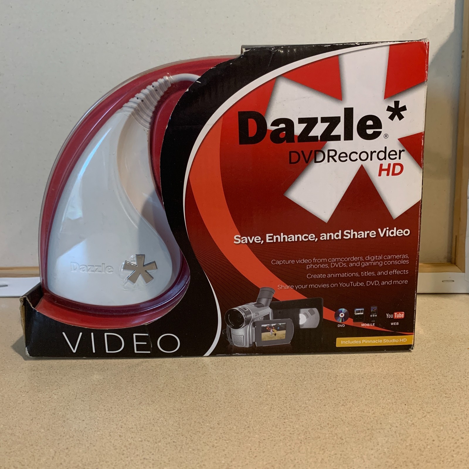 Pinnacle Dazzle DVD Recorder HD VHS to Digital Video Capture Device