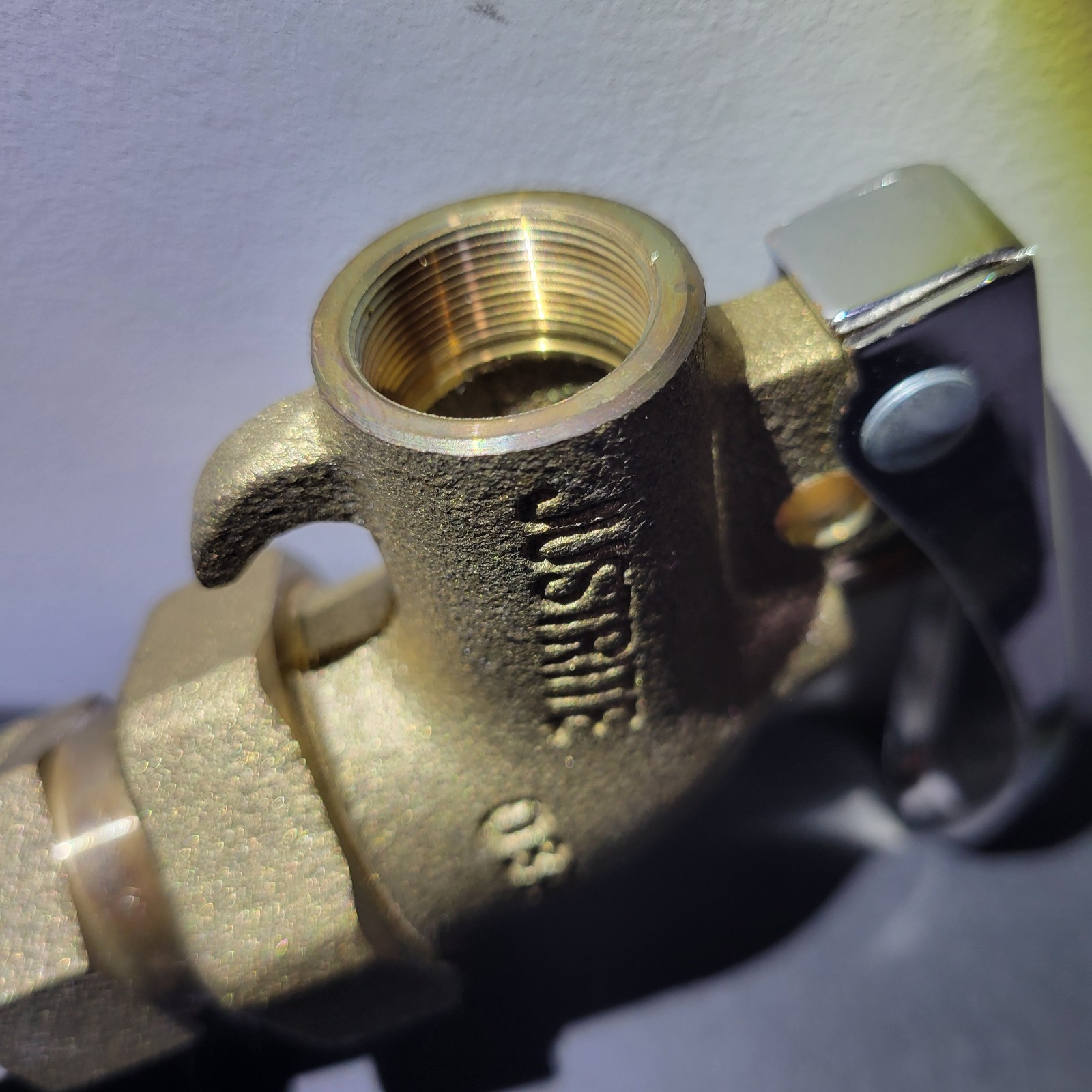 Justrite 08910 Adjustable Brass Drum Faucet 3/4" NPT