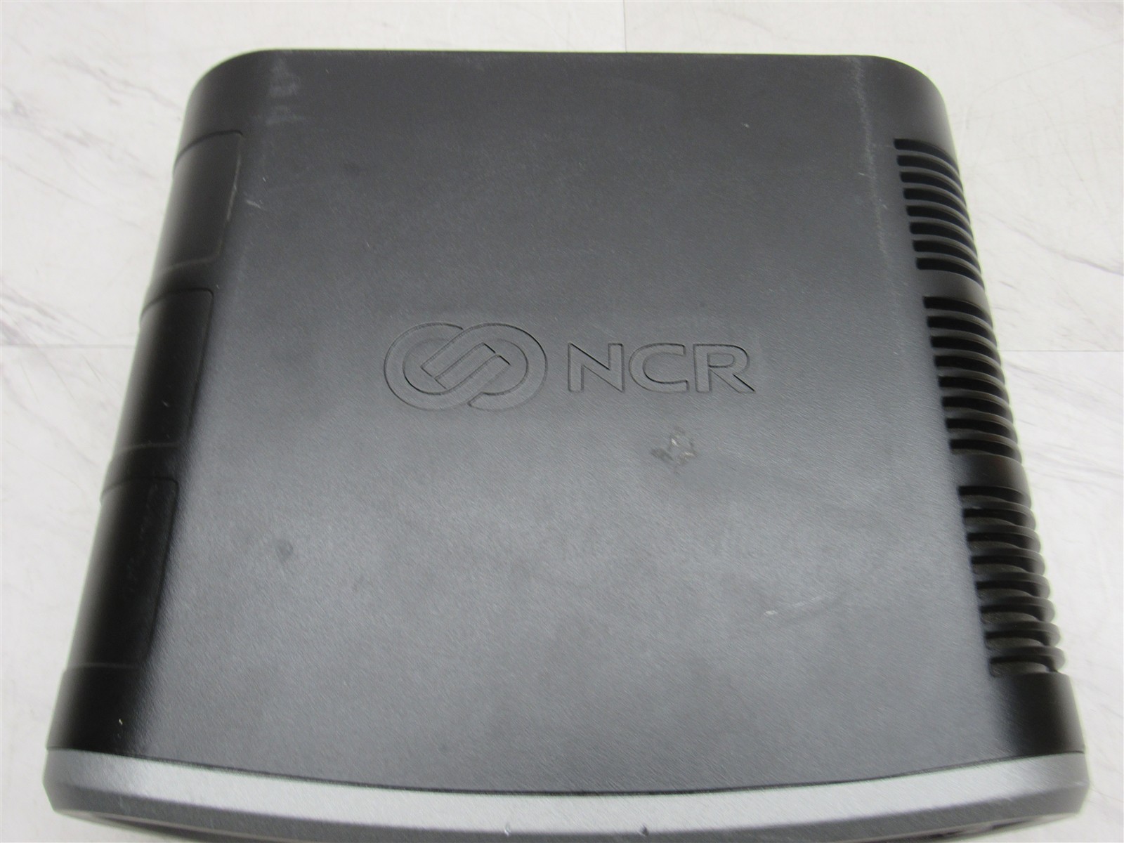 NCR Electronic Payment Controller 4 1647-0000-8801 8GB RAM