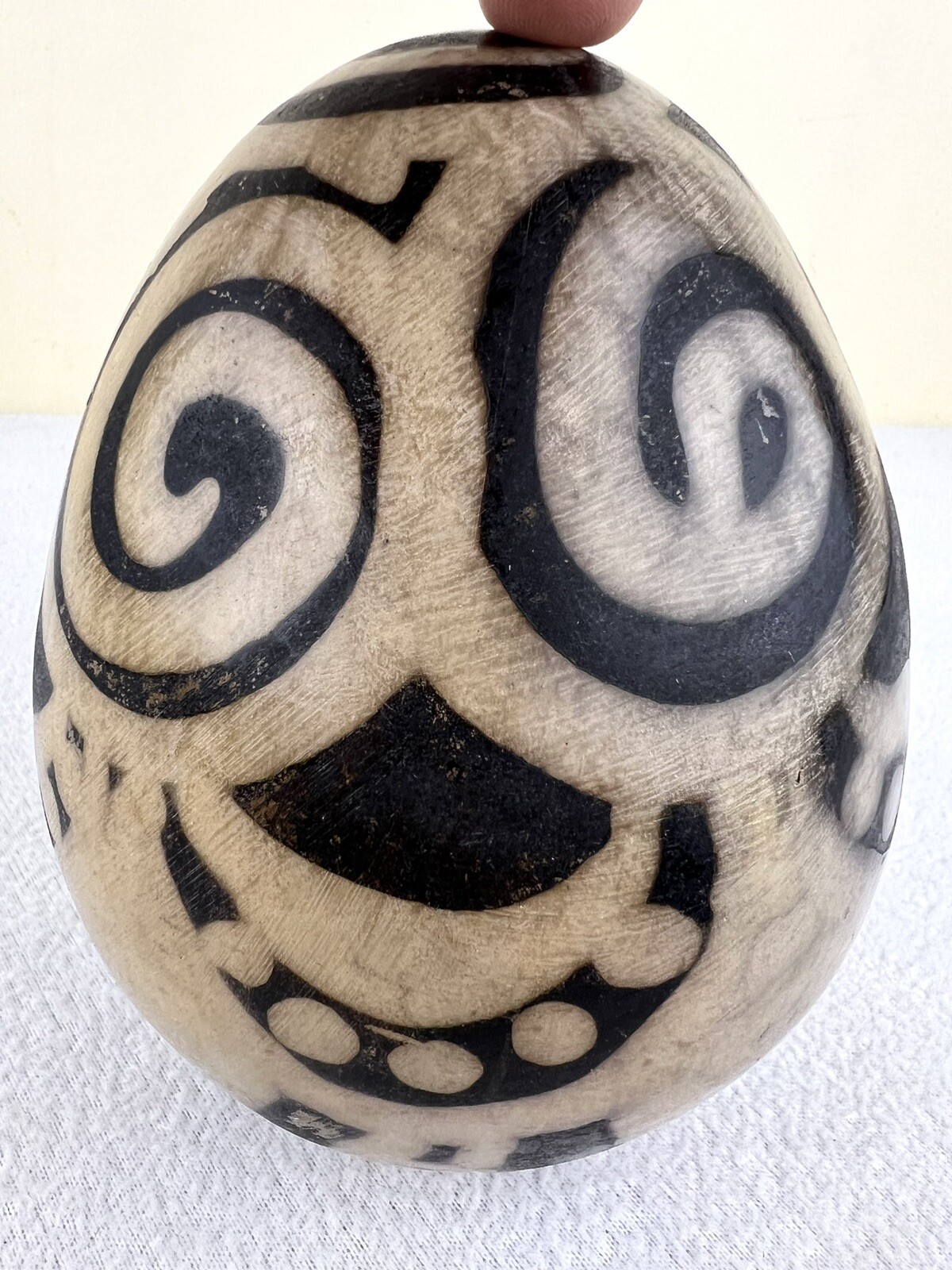 Vintage Peruvian Chulucanas Large Pottery Egg Geometric Handmade 5 3/4" Easter