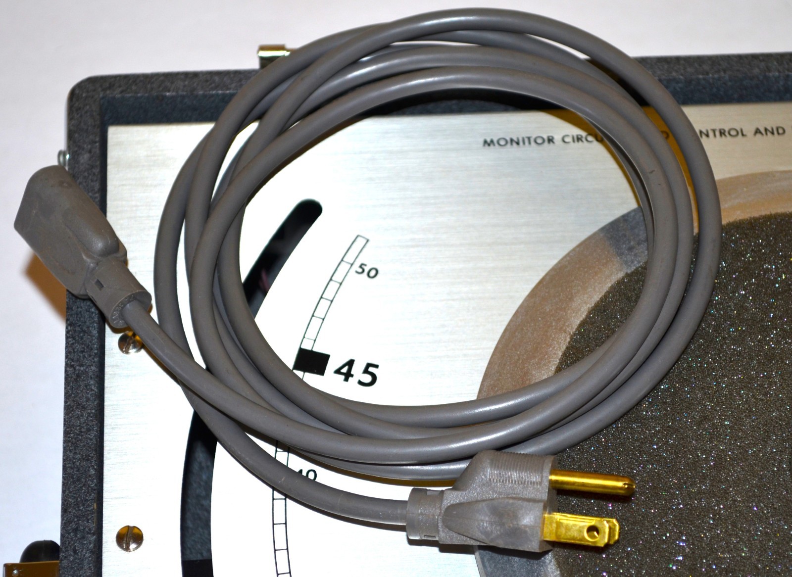 (VINTAGE) HILTON AC 300 Series 2