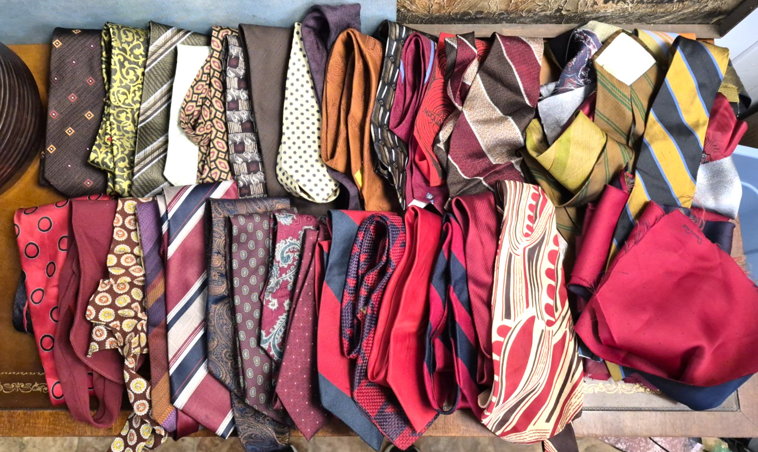 Lot 29 Vtg Men’s Retro Neck Ties Neckties Crafting Quilting 60s-00s Red Brown