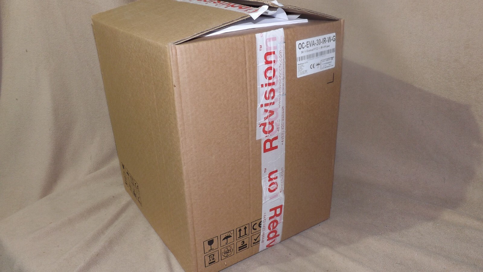 RedVision 30:1 Dome /PTZ + IR + Wiper OC-EVA-30-IR-W-G