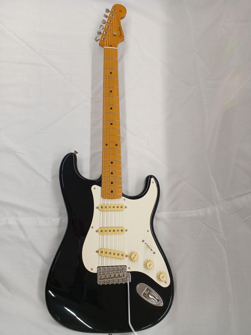 FENDER JAPAN Electric Guitar ST54 Used