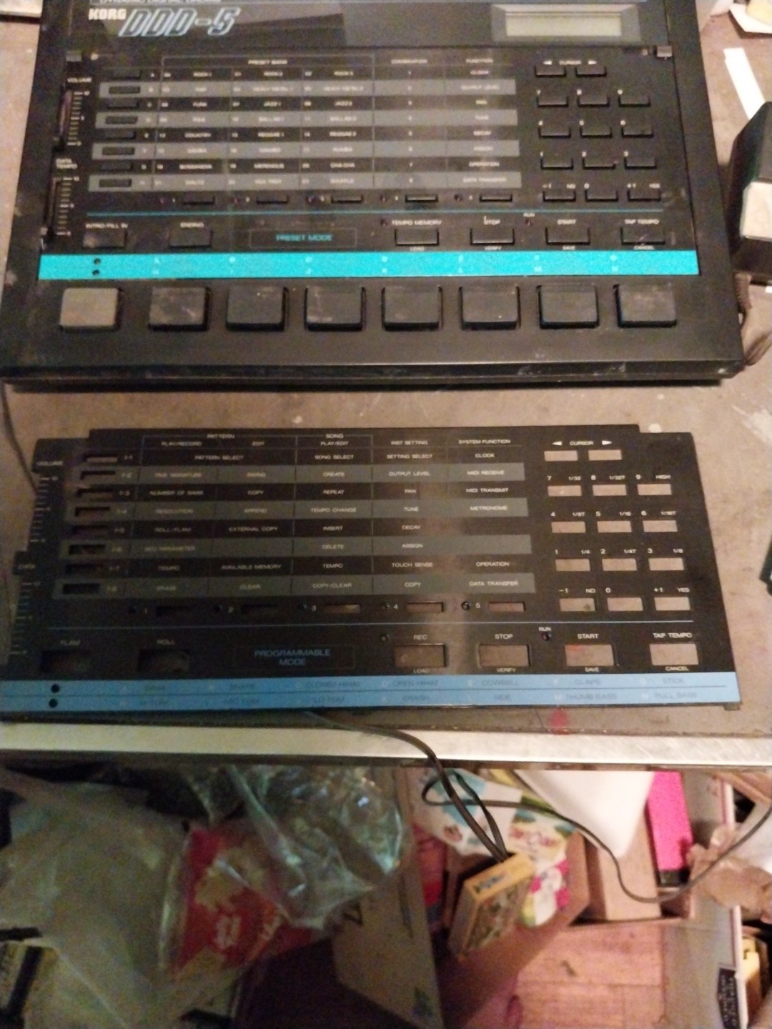 Korg DD5 dynamic digital drums With manual AC adapter both covers working Clean