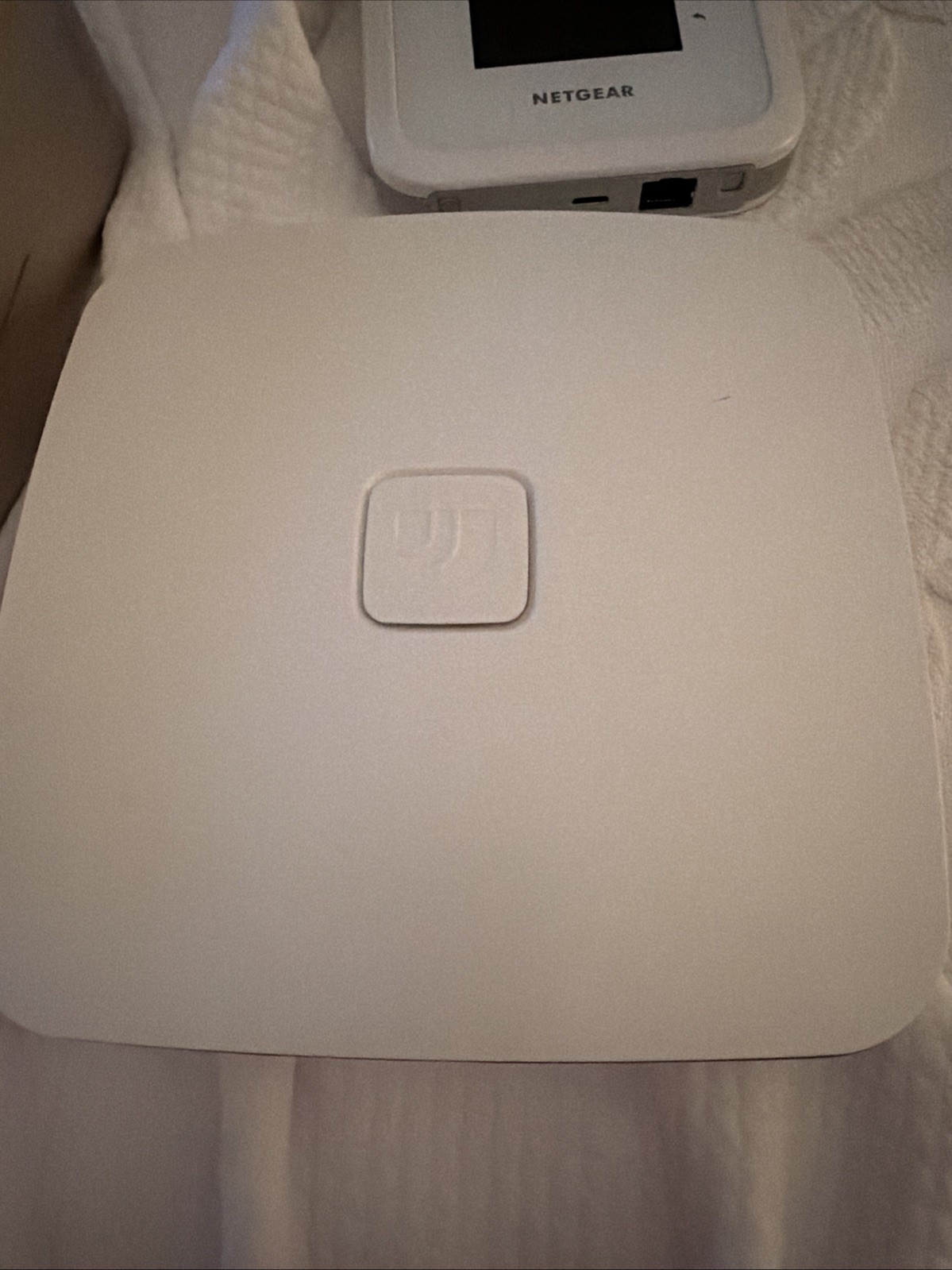 Datto AP42 Enterprise WiFi Access Point Dual-Band PoE Wireless Access Point