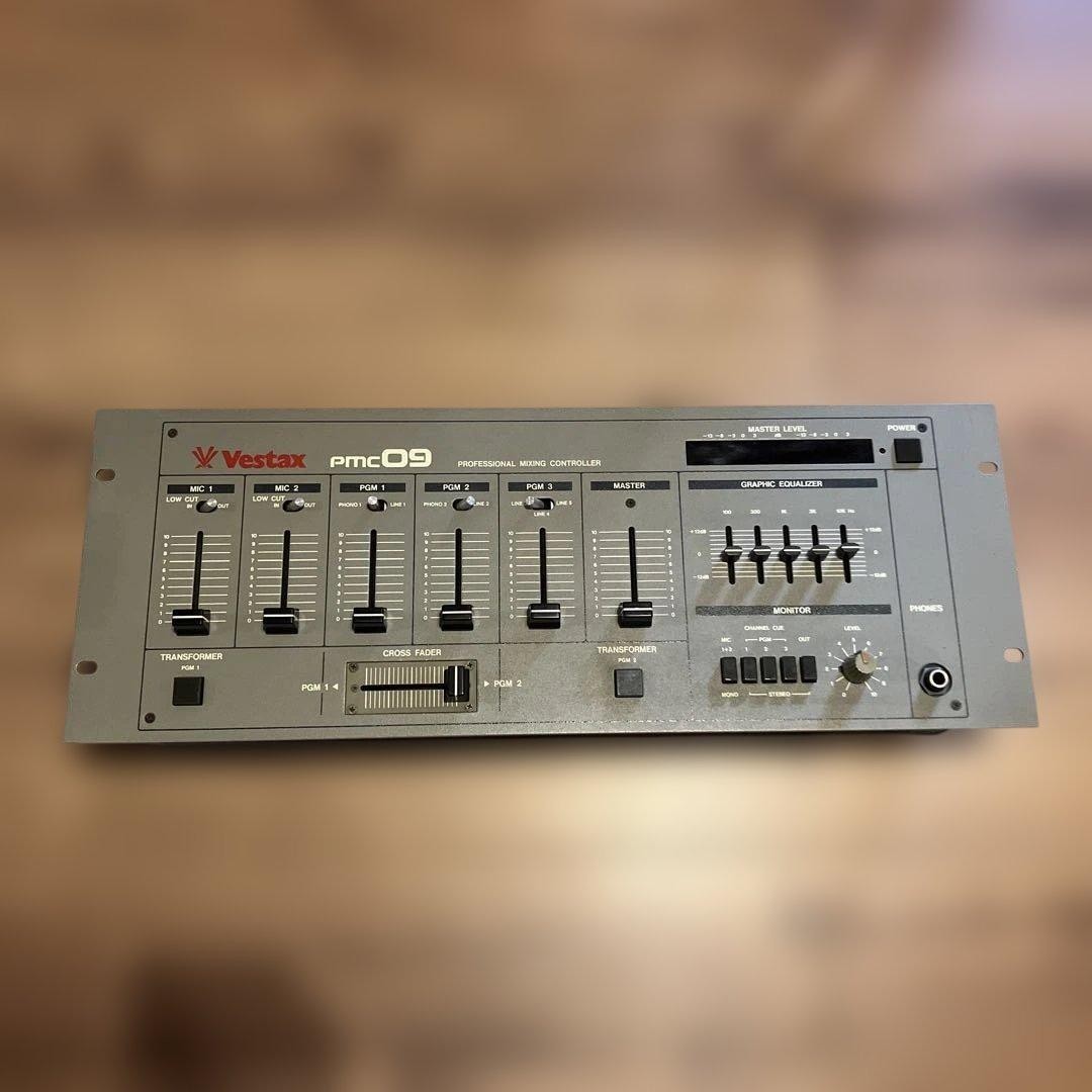 VESTAX PMC09 Professional DJ Mixer with Graphic Equalizer and Mic Inputs