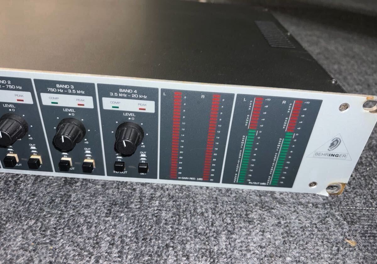 Behringer MDX 8000 Multiband Compressor Rack Mount Used Working
