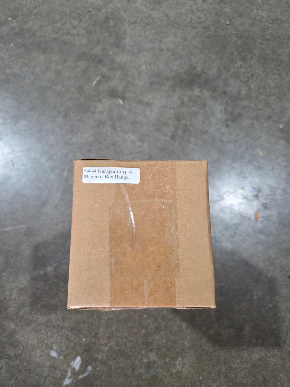 Karajen 54044 Magnetic Box Hanger 2 Piece System