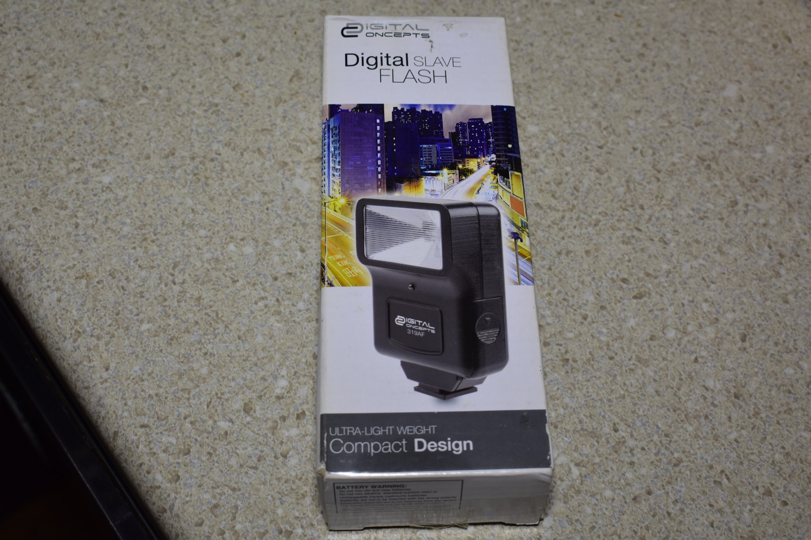 NEW Digital Concepts Digital Compact Design Slave Camera Video Flash 319AF