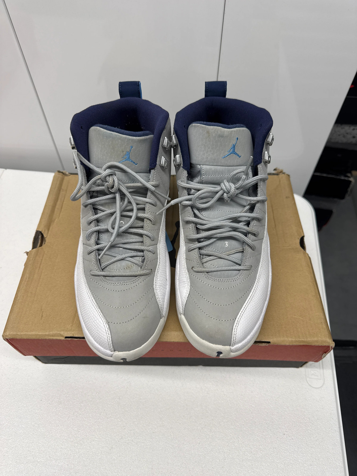 Jordan 12 Universit Blue (9)