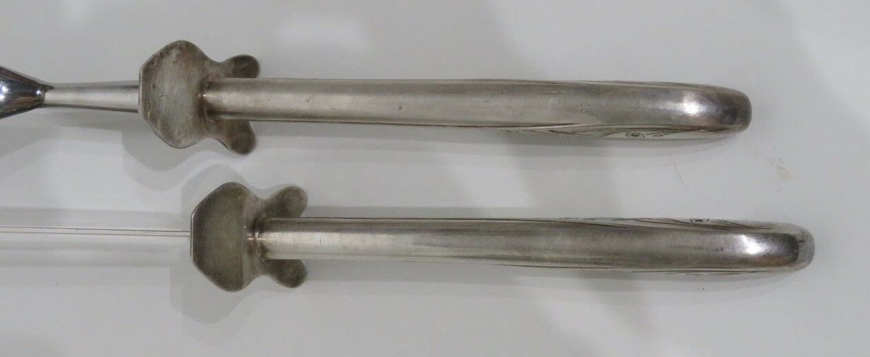 "Springtime" 2-Piece Carving Set International Silver Plate Stainless blade uu