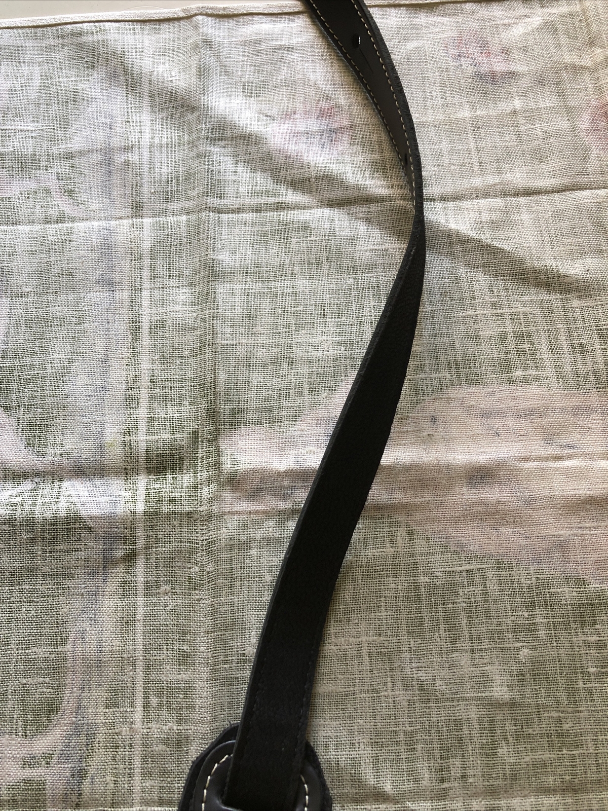 Black Leather Guitar Strap NWOT